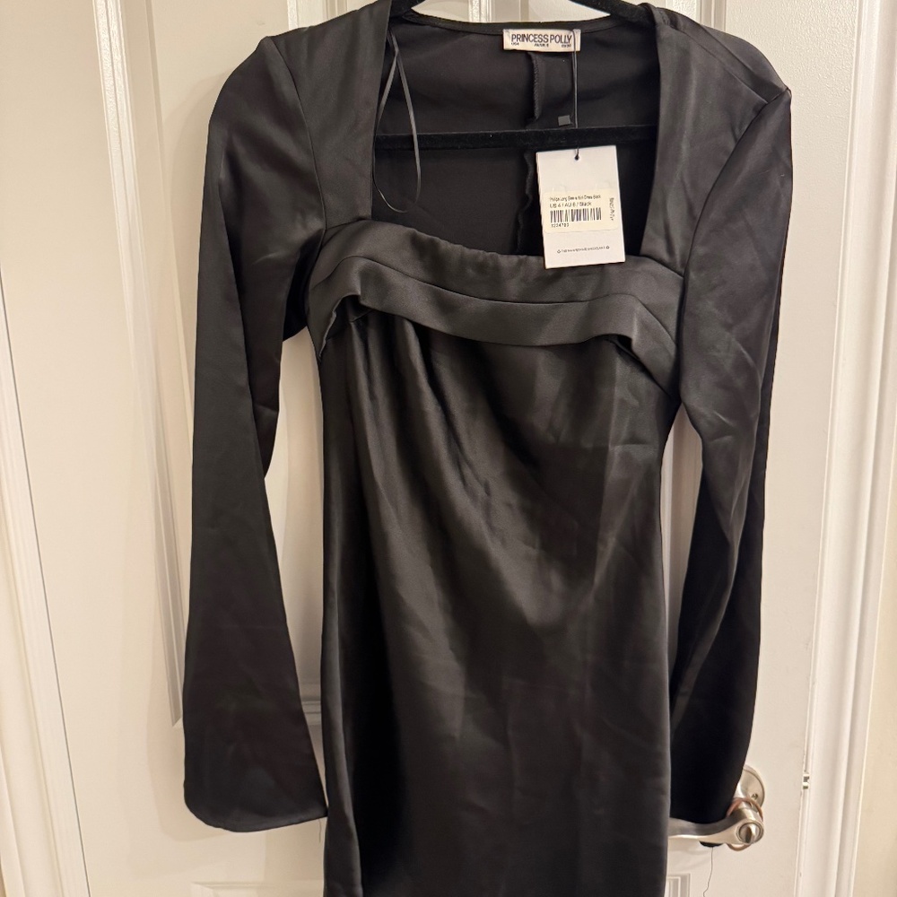 NWT Princess Polly US 4 Phillipa Long Sleeve Mini Satin Dress Bell Square Neck